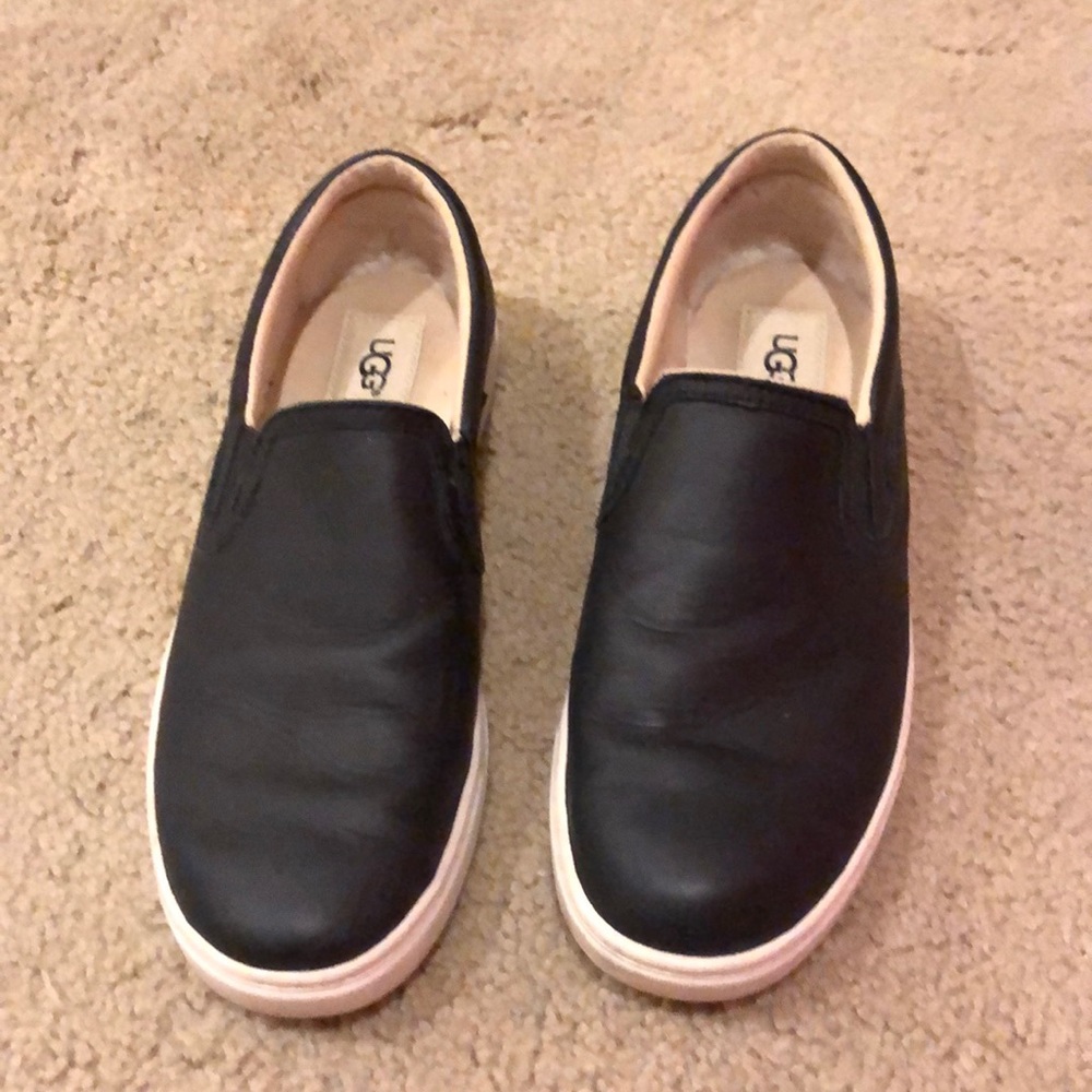 Ugg sneakers size 8
